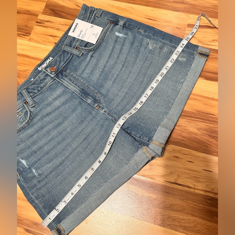 NWT Sonoma | High Rise Jean Shorts - Picture 4 of 7
